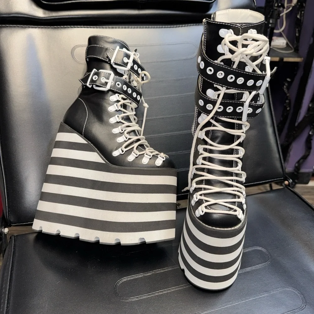 SOLD - Picture 13 of 16